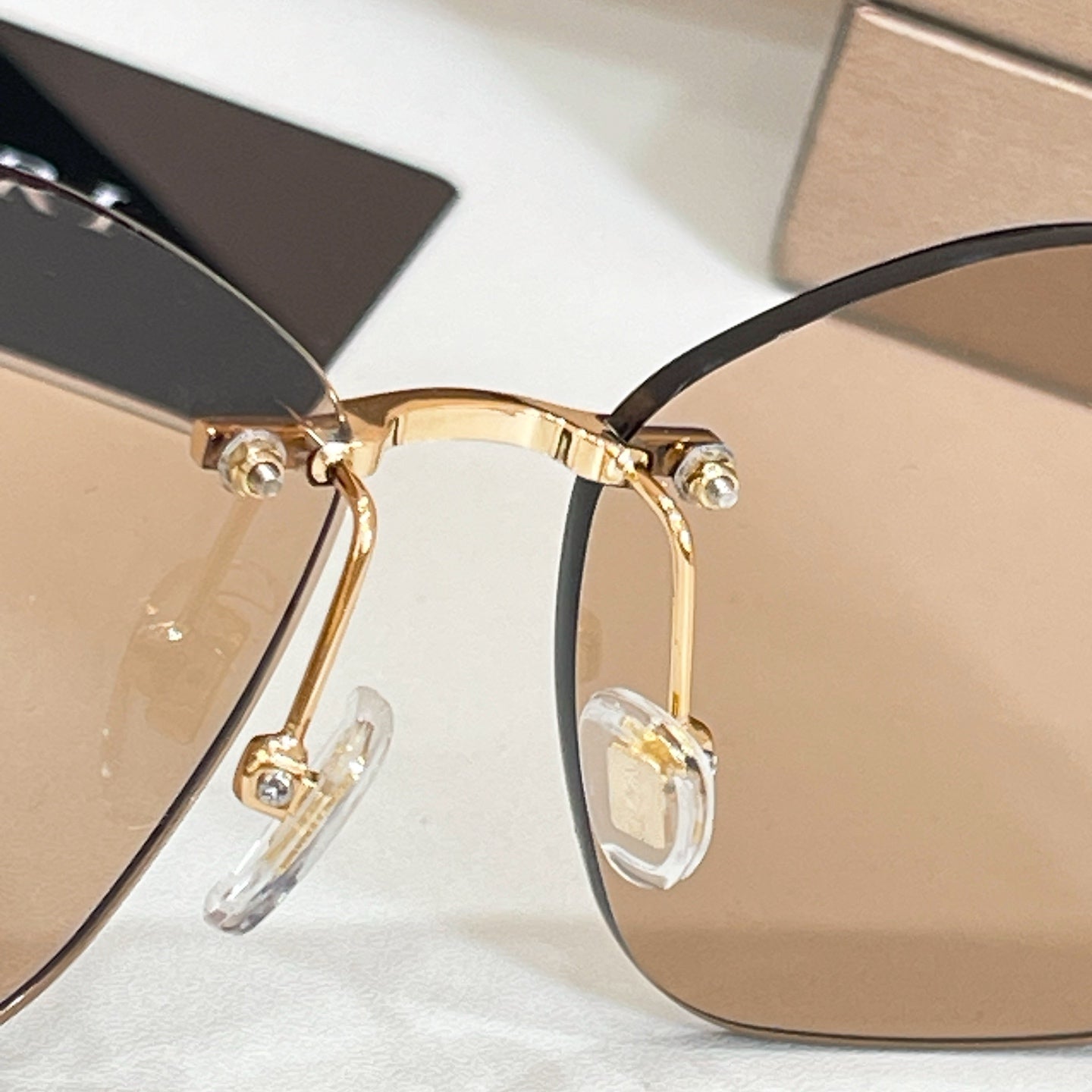 BVLGARI Sunglasses-BV 40083U